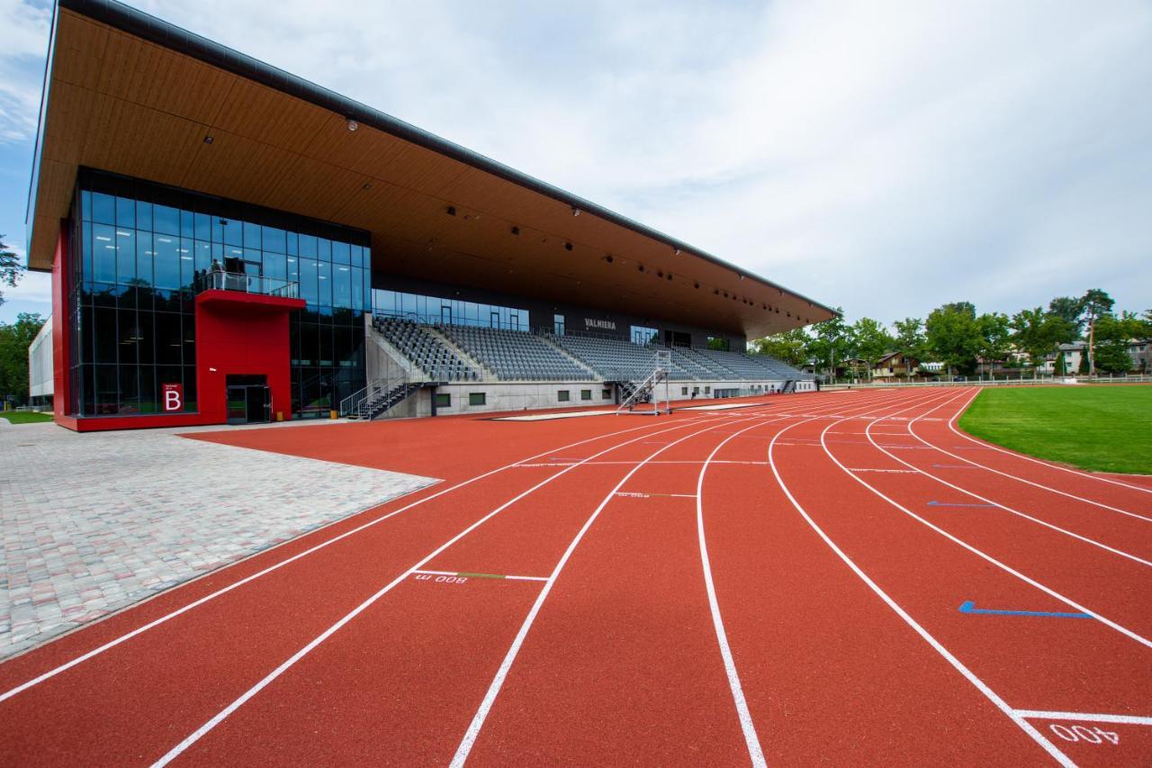 Stadium Hotel Valmiera Ngoại thất bức ảnh
