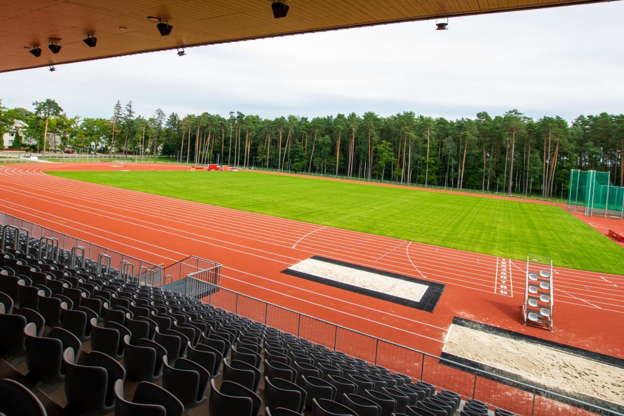 Stadium Hotel Valmiera Ngoại thất bức ảnh