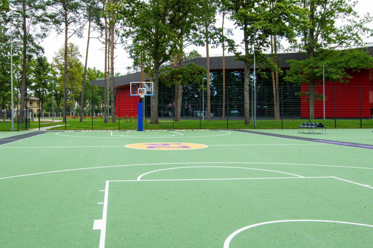 Stadium Hotel Valmiera Ngoại thất bức ảnh